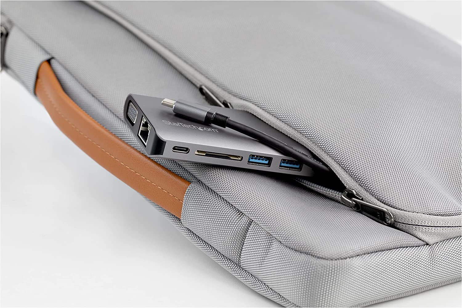 StarTech USB-C Multiport Adapter - HDMI or VGA (DKT30CHVAUSP) - Win-Pro Consultancy Pte Ltd